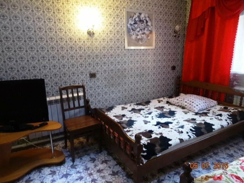 Гостиница У Лысой горы Луга-91