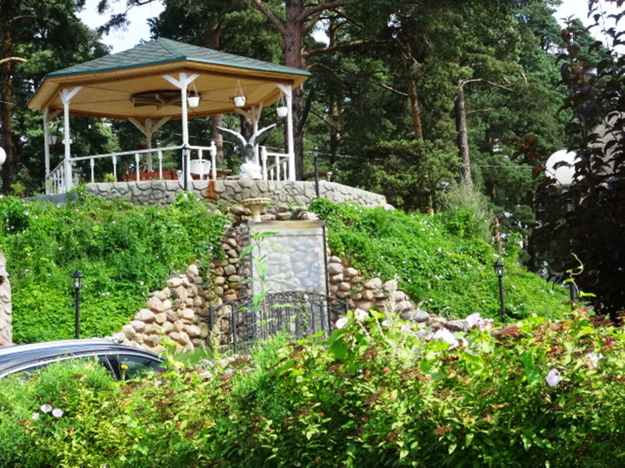 Гостиница У Лысой горы Луга-53