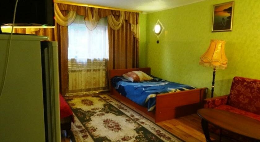 Гостиница У Лысой горы Луга-94