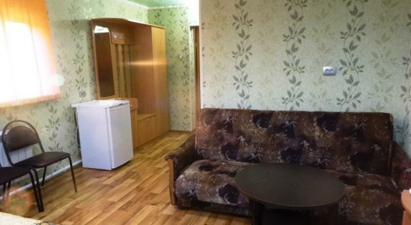 Гостиница У Лысой горы Луга-84