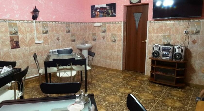 Гостиница У Лысой горы Луга-90