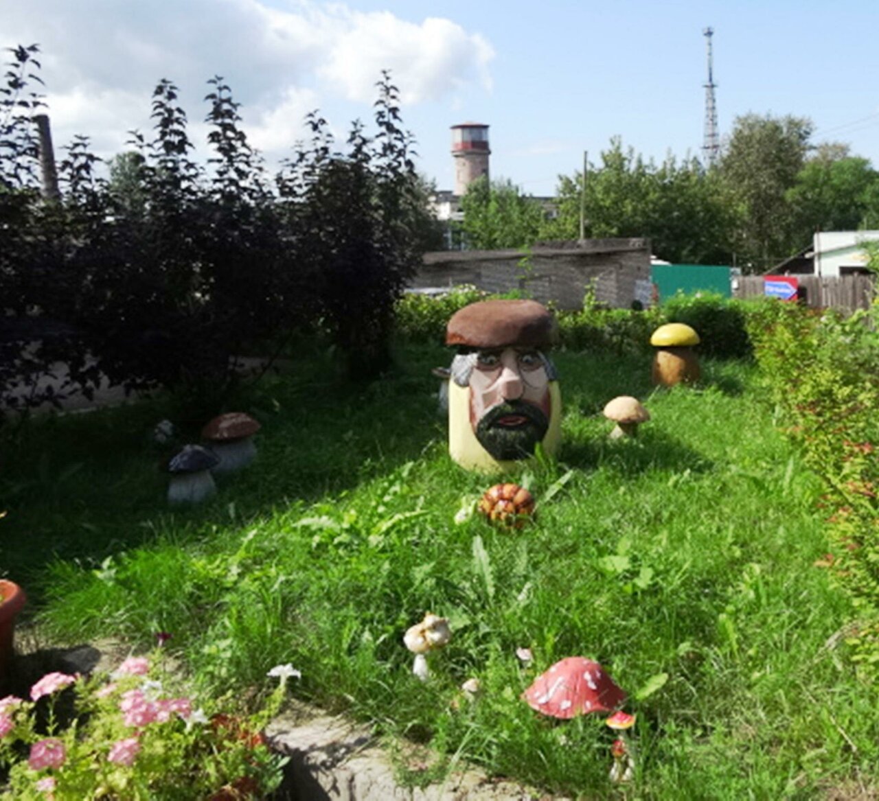 Гостиница У Лысой горы Луга-11