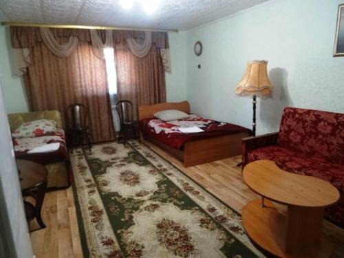 Гостиница У Лысой горы Луга-80