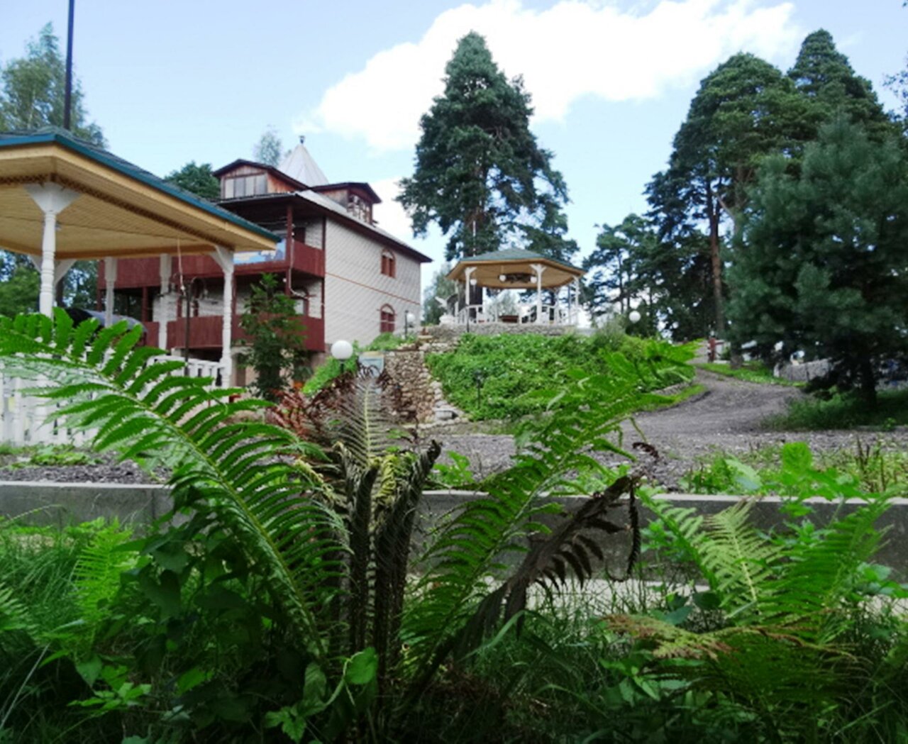 Гостиница У Лысой горы Луга-17