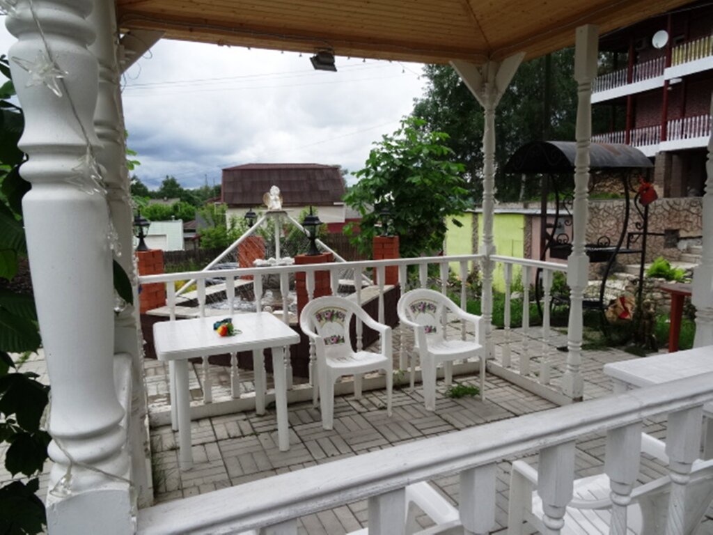 Гостиница У Лысой горы Луга-12