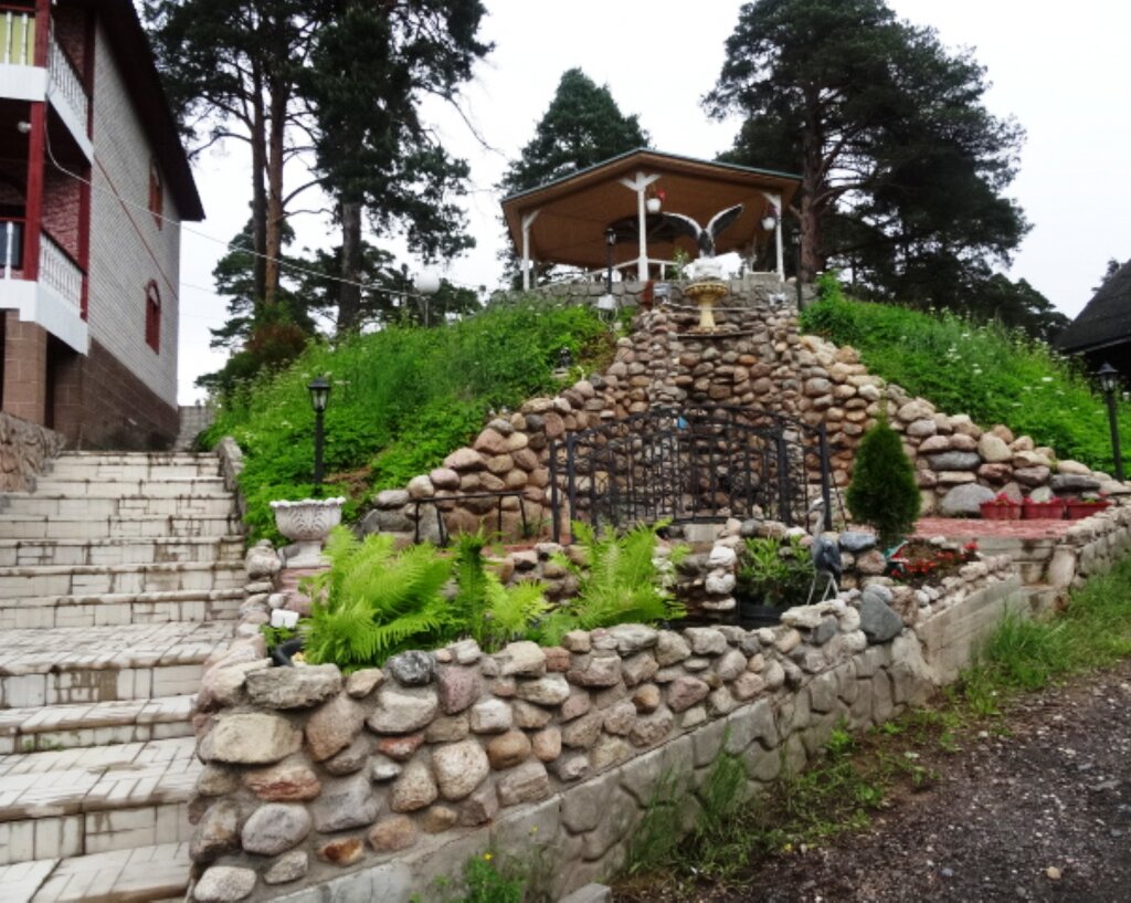 Гостиница У Лысой горы Луга-10