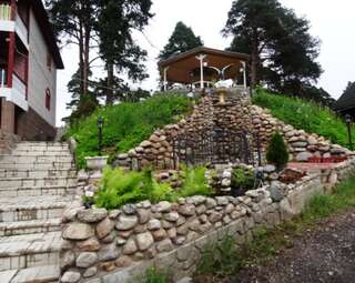 Гостиница У Лысой горы Луга-6