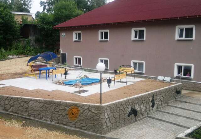 Гостиница У Лысой горы Луга-102