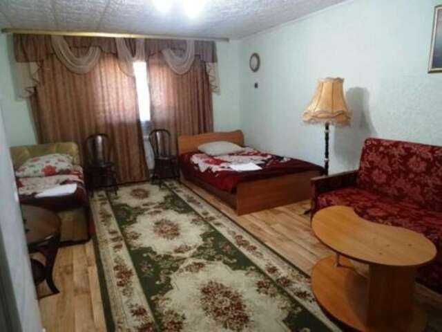 Гостиница У Лысой горы Луга-79