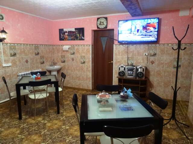 Гостиница У Лысой горы Луга-77