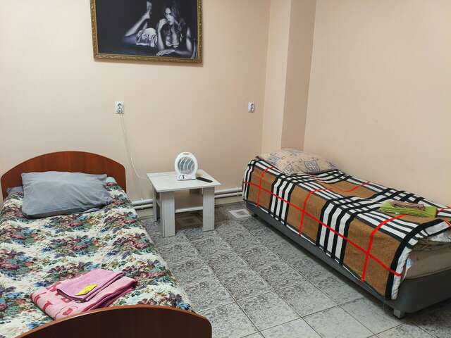 Гостиница У Лысой горы Луга-111